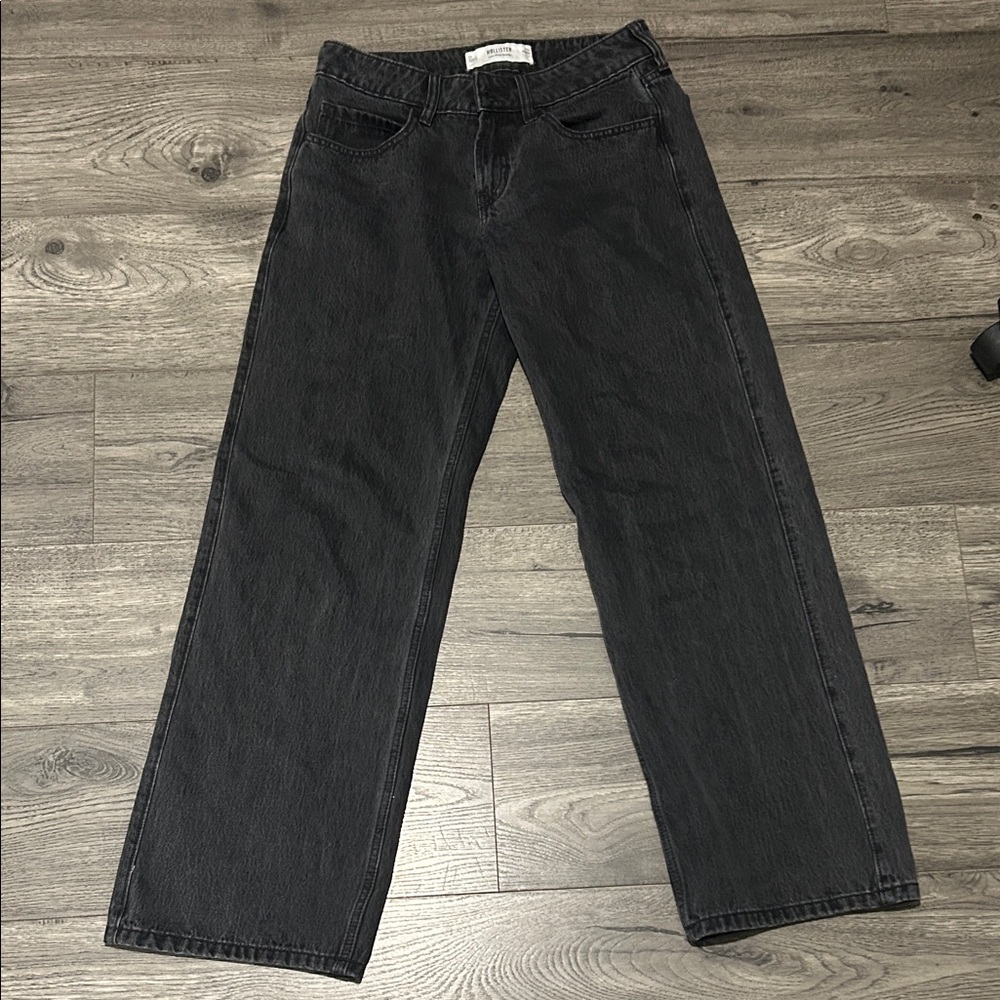 Hollister Women's Relaxed Black Jeans